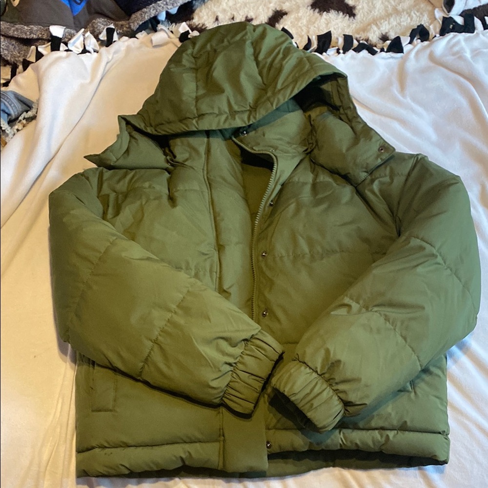 American Eagle Outfitters Green Puffer Jacket